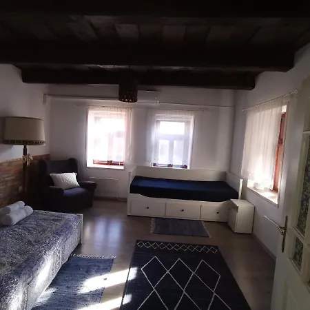 Prázdninový areál Kisfenyves Es Kontyos Vendeghaz Romhány